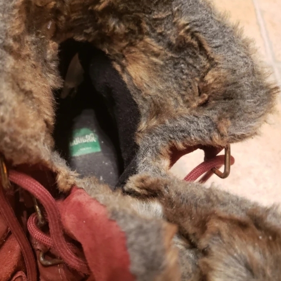 Cougar Boots - size 9.5 - Picture 2 of 3